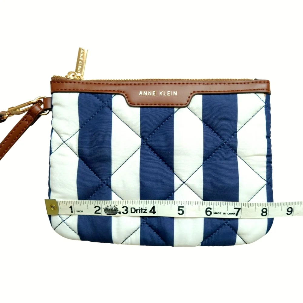 ANNE KLEIN Quilted Wristlet Pouch White Navy Stripes Faux Brown Leather Trim